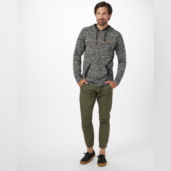 Tentree Hooded Sweatshirt Men’s Medium Henley Dark Gray Black Hoodie Pullover - Picture 1 of 12
